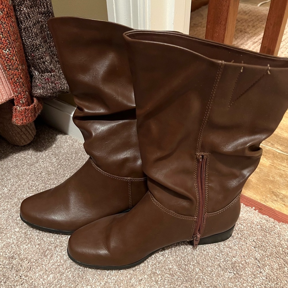 East 5th boots. Great height.